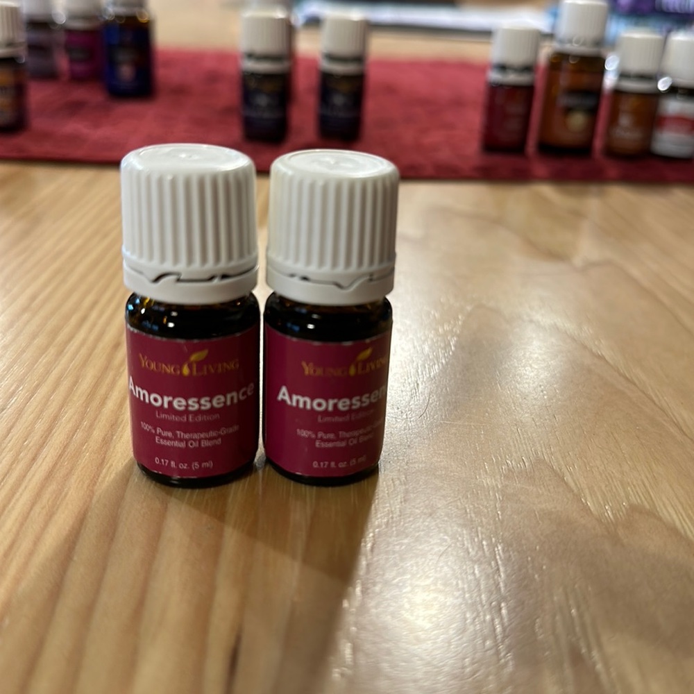2 - 5ml Amoressence